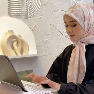 Vente en gros Nouveau Shimmer Personnalisé Imprimé Respirant Voile de Coton Carré Hijab Ethnique Musulman Kleid Femme Bandana Coffret Cadeau Femmes - Product Image 1