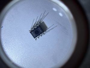 <span class=keywords><strong>Original</strong></span> <span class=keywords><strong>New</strong></span> atmel746 93c46 thông qua lỗ DIP8 linh kiện điện tử ICS - Product Image 5