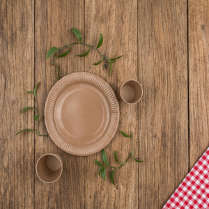 Assiettes en papier jetables rondes très résistantes, résistantes à l'huile et à l'humidité, vaisselle de service alimentaire pour hamburgers, pâtes, pizzas, repas - Product Image 4