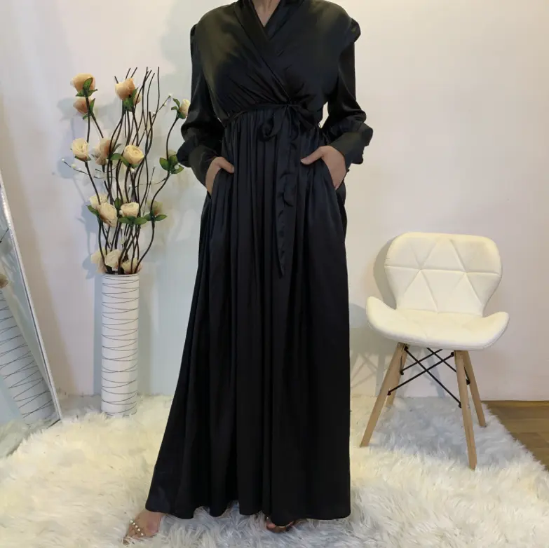 New Fashion Modest Elegante Glanzend Satijn Lange Mouwen Islamitische Kleding Maxi Jurk Moslim Turkse Abaya Dubai