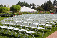 Nouveau design de salle à manger pliante en plastique pour événement de mariage Mobilier d'extérieur Chaise pliante moderne en plastique blanc pour l'extérieur