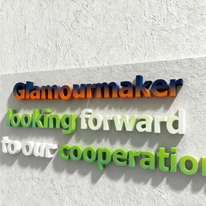 Chữ cái bề mặt nhẵn tự do quá khổ với phông chữ tùy chỉnh cho quảng cáo sự kiện sang trọng và trang trí cửa hàng - Product Image 1