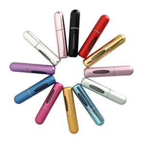 <span class=keywords><strong>Bouteille</strong></span> de parfum en métal d'atomiseur cosmétique de verre rechargeable en aluminium rond de 5ml avec le pulvérisateur de pompe - Product Image 5