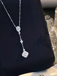 Xinfly Fournisseur en gros de bijoux en or 18 carats, service OEM/ODM personnalisé, prix d'usine, collier en or blanc avec certification - Product Image 4