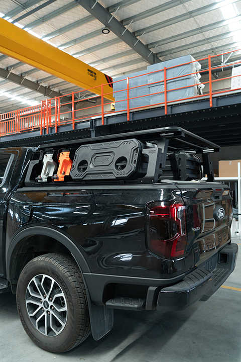 Wholesale Custom Pickup Truck Bed Rack Cargo System 92L PE Storage Box ...