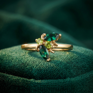 Bague en cristal vert, plaqué or, sertie de griffes, forme marquise ovale, bijoux fins, gravure personnalisée, motif floral, cadeau - Product Image 3