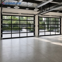 Porte de garage sectionnelle en verre trempé avec cadre en aluminium, joints d'étanchéité, quincaillerie de sécurité, tailles personnalisées pour résidence