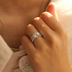 カスタマイズされたプラチナメッキ合金ジルコン流行の約束の結婚指輪セット女性用高級ジュエリー - Product Image 5