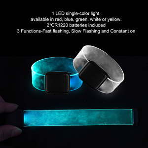 Bracelet magnétique lumineux personnalisé avec logo gravé pour les événements musicaux et festifs, concerts de Noël et <span class=keywords><strong>du</strong></span> Nouvel An - Product Image 5