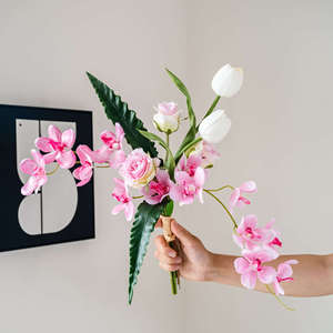 Arrangement floral élégant et fini 2026 – Bouquet de fleurs en soie créatif pour décoration esthétique de pièce et accessoire de photographie - Product Image 3