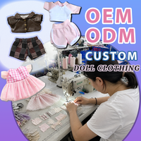 Vêtements et accessoires de poupées de mode personnalisés en usine, tenues de haute qualité pour ours en peluche, fabrication OEM sur mesure
