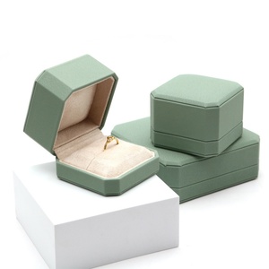 Suede and Velvet Luxury Jewelry Box Hot Selling Green Custom Personal logo Jewelry Packaging Box Pu Leather Jewelry Set Box - Product Image 5