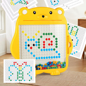 Tableau magnétique en plastique ABS avec stylos - Jouet éducatif DIY pour enfants, idéal pour les voyages, 20,5x20,5cm, pour la peinture artistique - Product Image 2