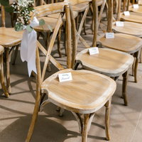 Vente en gros Hôtel Banquet Fête de mariage Événement Croix X Dos Empilable Châtaigne Crossback Chaise Bois