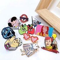 Broches en métal plaqué avec logo personnalisé, badges à paillettes pour chapeaux et revers, badges mignons en émail dur pour vêtements