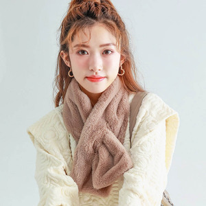 Écharpe longue <span class=keywords><strong>en</strong></span> peluche pour femme, couleur unie, <span class=keywords><strong>fausse</strong></span> <span class=keywords><strong>fourrure</strong></span> de lapin, polyester, <span class=keywords><strong>snood</strong></span> chaud d'hiver, prêt à être expédié - Product Image 4