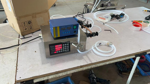 Petite machine automatique électrique de remplissage de cire liquide chaude pour la fabrication de bougies, machine de fusion pour pot de paraffine à main - Product Image 5