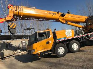 Grúa de camión pesado usada de 50 toneladas, marca XC, en stock para la venta - Product Image 4