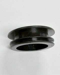 Bouchon de tube rond en plastique industriel 50*33*16 Noir, quincaillerie pour meubles, OEM disponible - Product Image 3