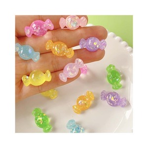 100 pièces de nouveaux cabochons en résine plats brillants de style dessin animé mignon, pour la fabrication de bijoux et la décoration artisanale - Product Image 6