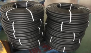 Renfort <span class=keywords><strong>de</strong></span> tresse <span class=keywords><strong>de</strong></span> fibre 300psi <span class=keywords><strong>tuyau</strong></span> <span class=keywords><strong>de</strong></span> <span class=keywords><strong>gaz</strong></span> naturel GPL en caoutchouc <span class=keywords><strong>tuyau</strong></span> <span class=keywords><strong>de</strong></span> <span class=keywords><strong>propane</strong></span> pour usage industriel ou familial - Product Image 3