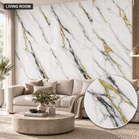 Papier peint auto-adhésif en marbre veiné or blanc avec surface PET nettoyable pour murs décoratifs intérieurs