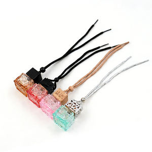 Diffuseur de parfum de luxe vide en verre de 8 ml, vert, bleu, noir, jaune, pour voiture, à suspendre - Product Image 1