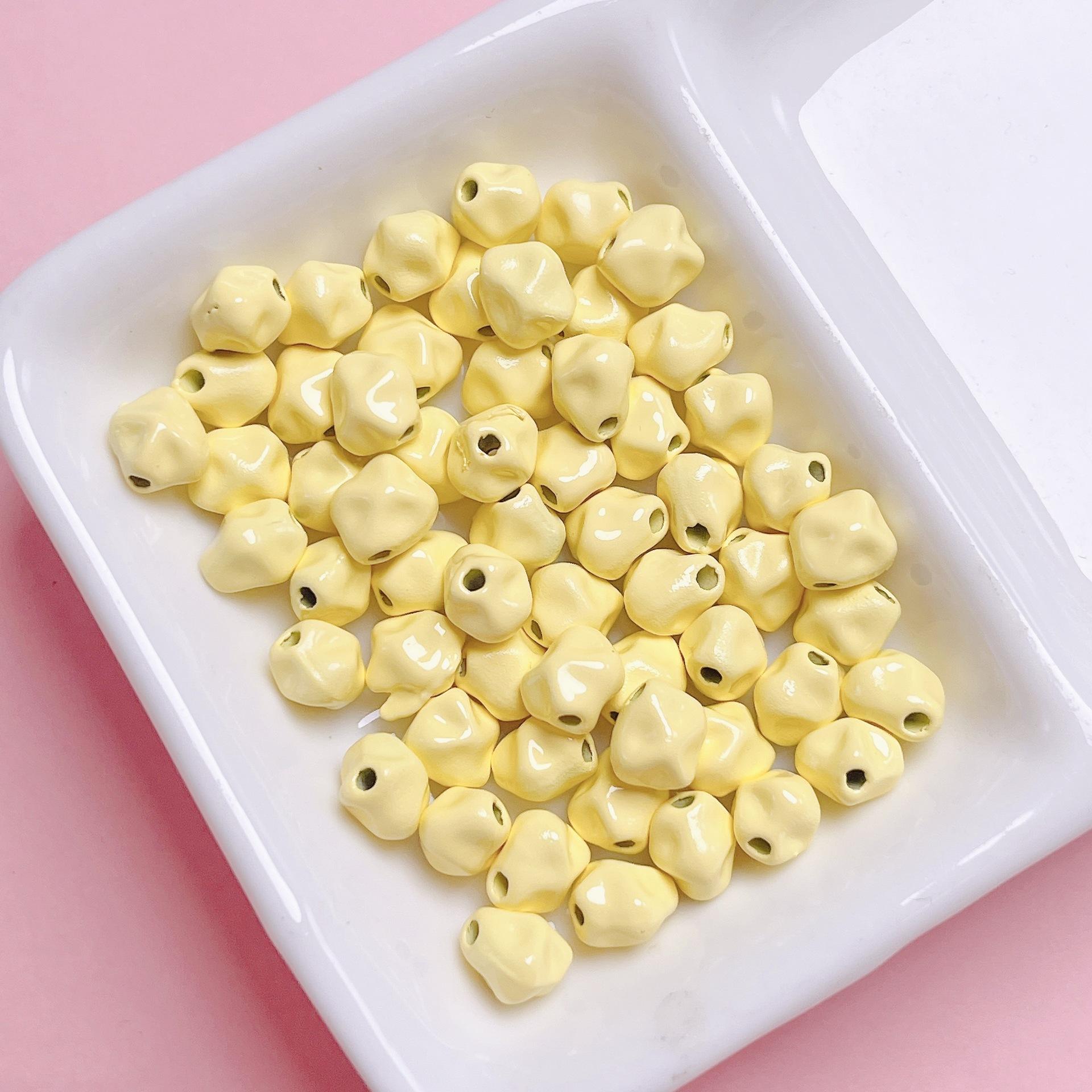 สีเหลือง