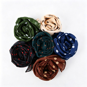 Nuovo Sciarpa Estiva in Chiffon di Poliestere Stampato, Velo alla Moda <span class=keywords><strong>a</strong></span> Pois Stile Hui, Commercio all'Ingrosso Transfrontaliero - Product Image 3