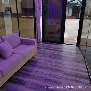 Casa Contenedor Moderna Rectangular para Uso Hotelero con Ventanas Grandes y Asta para Bandera - Product Image 4