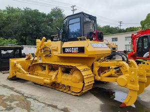 รถดันดินตีนตะขาบ CAT D6G มือสอง สภาพดี พร้อมริปเปอร์ สำหรับงานดินหนักและงานก่อสร้าง - Product Image 5