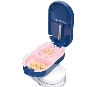 Boîte à médicaments multifonctionnelle très vendue, coupe-pilules et boîte de rangement - Design en plastique coloré personnalisé - Product Image 1