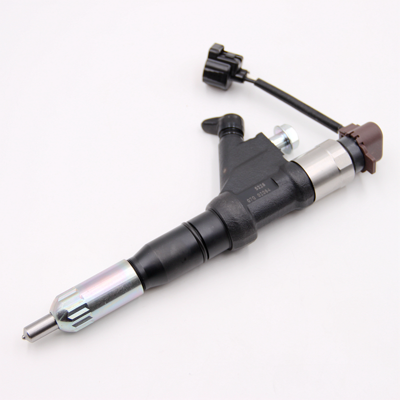 common rail injector 23670-E0281 095000-5402 23670-E0280 injector for hinoS05C injector nozzle 23670-E0281 095000-5402
