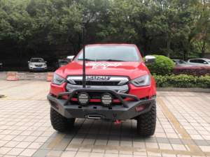 อีซูซุ ที30 รถกระบะ 4x2 2WD คอมฟอร์ท 3.0T ดีเซล 105 กิโลวัตต์/ชั่วโมง ขับเคลื่อนสี่ล้อ เกียร์ธรรมดา แบบสองตอน สำหรับการขับขี่ออฟโรดและการผจญภัยในป่า - Product Image 2