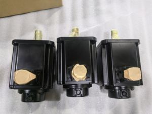 Servomoteurs LANSI R88M-1L3K030C-S2 1S Servomoteur AC 3kW 400VAC 3000 tr/min 9,55 Nm Encodeur absolu Neuf pour Omron - Product Image 4