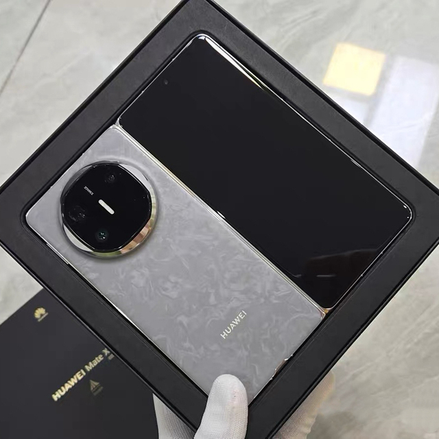 Wholesale Price Genuine Huawai Mate X6 Fold Screen Mobile Phone A+ Grade 5G Smartphone
