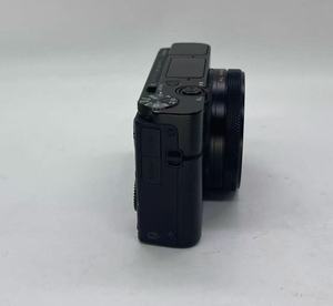 กล้อง Sony RX100 Mark VI มือสอง ความละเอียด 20.1MP เซ็นเซอร์แบบซ้อนขนาด 1 นิ้ว ซูม 8 เท่า ถ่ายวิดีโอ 4K สภาพดี พร้อมจัดส่ง - Product Image 1