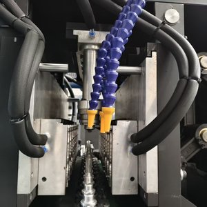 เครื่องผลิตขวดพลาสติกแบบอัตโนมัติเต็มรูปแบบ ควบคุมด้วยเซอร์โว 9 ช่อง ผลิตได้ 12000 ขวดต่อชั่วโมง - Product Image 3