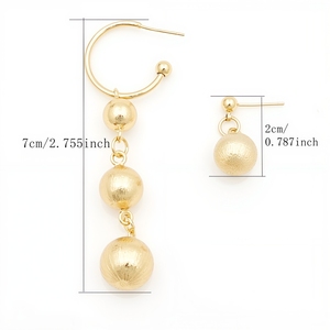 Boucles <span class=keywords><strong>d</strong></span>'oreilles en laiton plaqué <span class=keywords><strong>or</strong></span> sur mesure, finition brossée, fabrication OEM ODM, personnalisées selon les dessins et les échantillons - Product Image 3