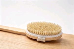 Wholesale Wooden <b>Round</b> Long-Handle Bath <b>Brush</b> Helps Exfoliate and Clean the Body - Product Image 6