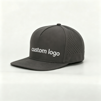 Topi 5 Panel Bordir Logo Custom, Laser Perforated, Cepat Kering, Tahan Air, Pinggiran Datar, Unisex, Olahraga Outdoor, Bernapas, Snapback