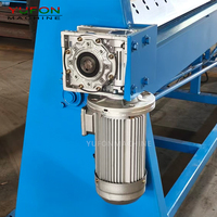 Yufon Fabriqué en Chine. Machine à plier les tôles, machine à cintrer les boîtes en fer quadruples, produite en usine. Personnalisation prise en charge.