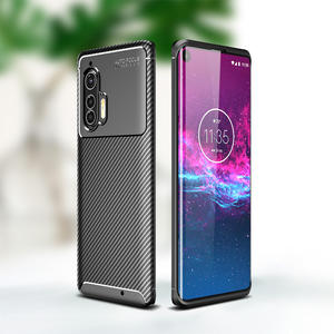 Custodia posteriore per <span class=keywords><strong>Smartphone</strong></span> in Silicone TPU Auto in fibra di carbonio Omeve per Motorola Edge Plus - Product Image 3