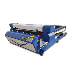 Máquina de Corte Láser CO2 de Alta Precisión 1325, Grabador CNC para Madera, para la Industria del Mueble de Madera Contrachapada y MDF, 1300x2500mm, 150W/180W CO2 - Product Image 1