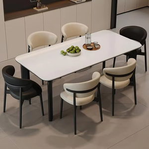 Tavolo da Pranzo di Lusso in Pietra Sinterizzata per 6 Persone con Gambe in Legno, Moderno e Durevole, per <span class=keywords><strong>Ristoranti</strong></span>, Hotel e Arredamento Domestico - Product Image 1