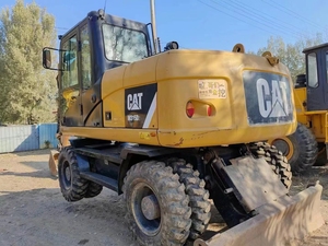 Chargeuse sur pneus hydraulique CAT M315D2 d'occasion – Haute efficacité de travail, contrôle fluide, livraison rapide – Idéale pour l'aménagement paysager - Product Image 2