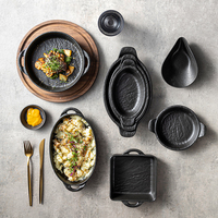 Plat de cuisson carré en porcelaine noir mat avec double poignée pour restaurants, hôtels, fêtes et cuisson au four – Vente en gros
