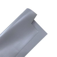 Bâche en PVC laminé à chaud mat 440GSM 500D * 500D 18*17 échantillon gratuit