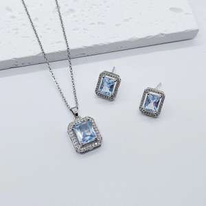 Ensembles de colliers de boucles d'oreilles de style vintage de haute qualité pour femmes bijoux en zircon de bonne qualité pour l'exportation en gros - Product Image 3