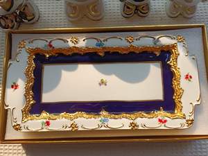 Plato de Cena Redondo Clásico de Porcelana Dorada de Lujo, Ecológico, con Base Alta, Ideal para Bodas y Restaurantes - Product Image 3